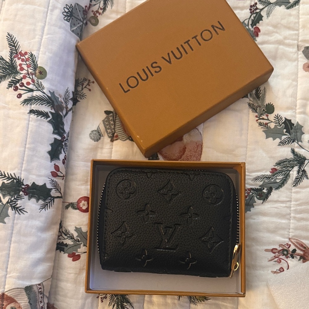 Louis Vuitton Black Key & Card Holder